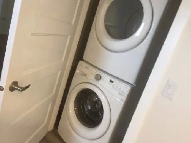 Two-bedroom basement in front of an elementary  school for rent Image# 2