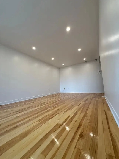 Grand 5 ½ rénové à louer – 3 chambres – Disponible maintenant Image# 5