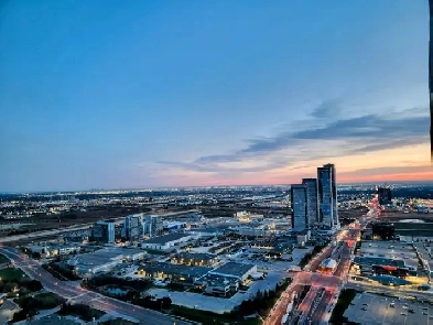 1-BR Condo✨43rd Floor w/ Parking   Internet✨VMC✨DWTN Vaughan✨ Image# 6