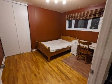 Room rental - near Algonquin College - August 1st Image# 1