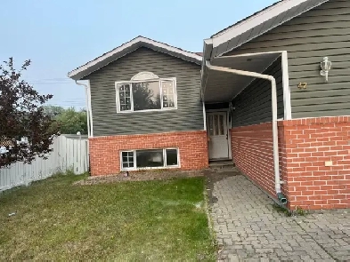Newly renovated Bilevel house for Rent in Thompson Image# 15