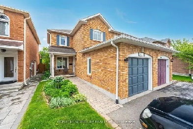 Beautifully Maintained Semi-Detached Home! Image# 7