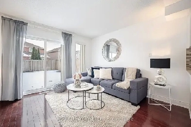 Beautiful and Upgraded Semi-detached Image# 3
