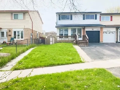 Spacious 4 bedroom, 2.5 washroom house for rent- Pickering Image# 1