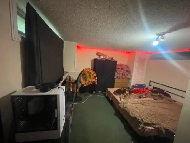 Private Room For Rent In Scarborough Image# 4