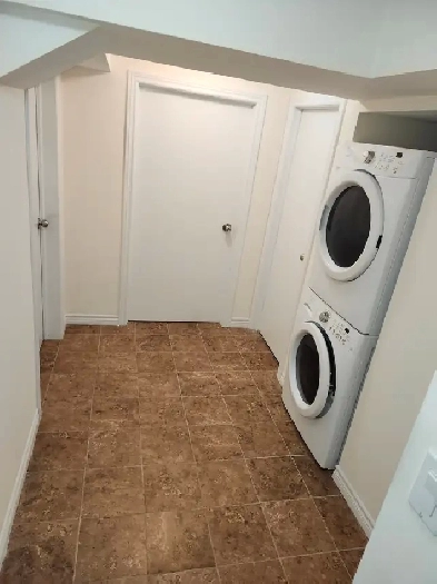 Elegant One bedroom basement apartment – Milton Image# 6