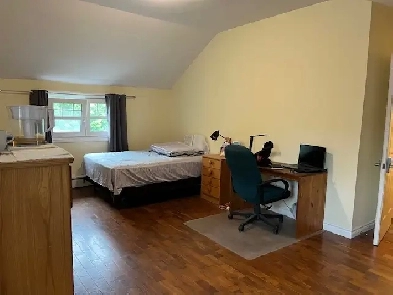 VERY SPACIOUS FURNISHD SUITE in 4 bedroom, 2 bath FLAT, HFX WEST Image# 5