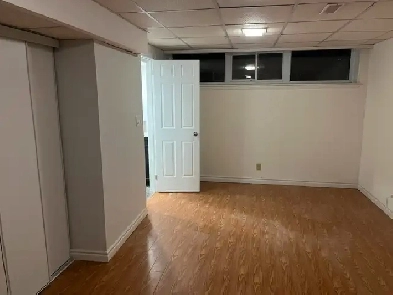 North York Detached House Lower Level one bedroom with new bathr Image# 6
