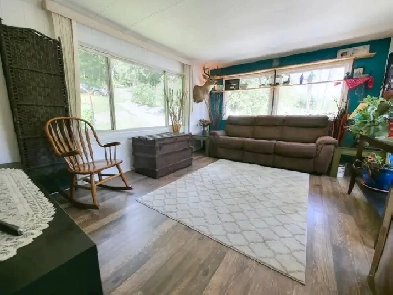 Acreage for Sale 9.73 Acres With home. $539900 in Creston BC Image# 3