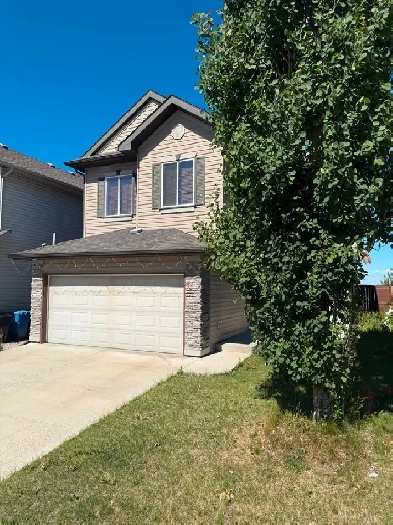 Well-Loved, Modern 3 Bedroom Detached Home in Panorama Hills Image# 22