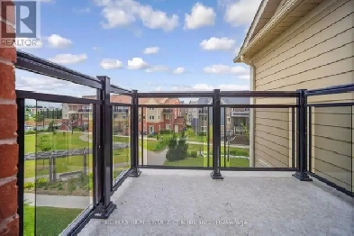 4 Bedroom Stacked Townhouse for Rent – 250 Sunny Meadow Blvd Image# 12