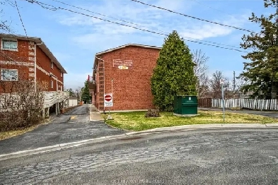 2 bedroom Condo available in New Sudbury all included!! Image# 6