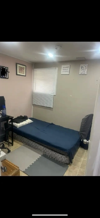 Private Room for rent in malton for girls Image# 3