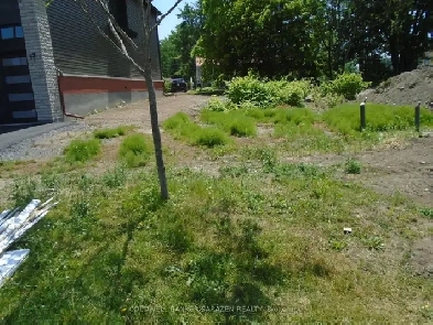 Compass Way Land Ottawa Must See! Image# 1