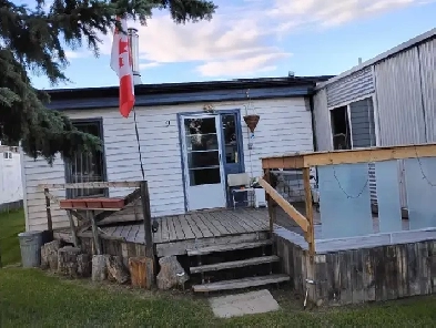 mobile on the prairie Image# 1