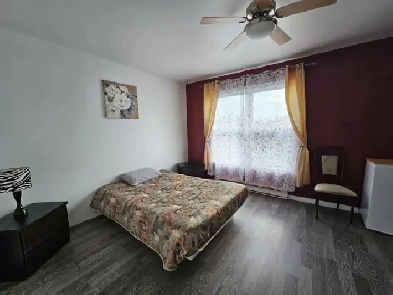 Très grande chambre à louer à Drummondville Image# 4