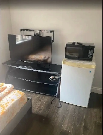 Private Room in a House for Rent: Brampton Image# 1