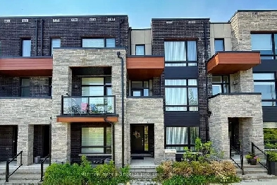 Discover the charm of this exceptional unit townhome in Vellore Image# 7