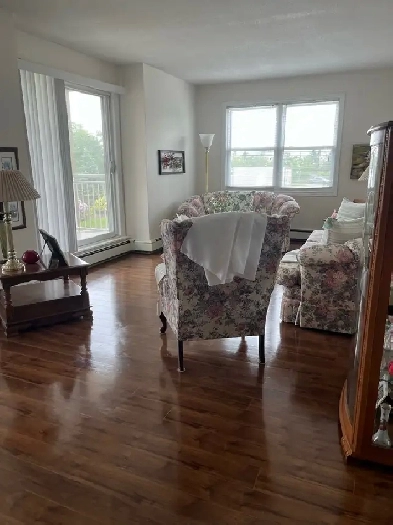 2 BEDROOM available for SEPT 1ST Image# 3