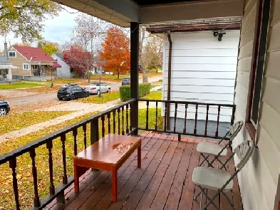 For Sale By Owner | 1227 Wigle Ave. Windsor, Ontario Image# 4