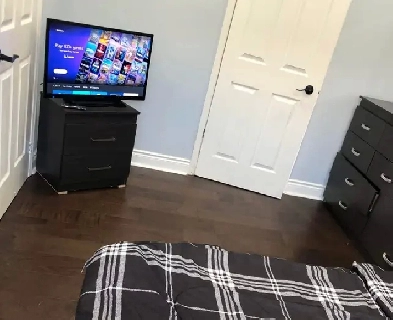 Gorgeous and Furnished Room in Pickering for Rent (Daily/Weekly) Image# 1