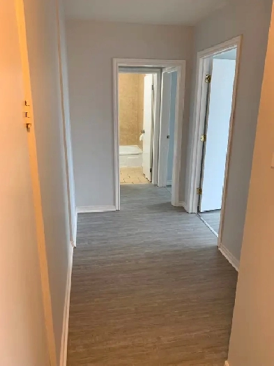 All-Inclusive, Spacious, Bright 2 Bedroom w/ Parking - $1495 Image# 4