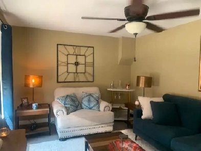 Two bedroom apartment ,downtown Kingsville Image# 8