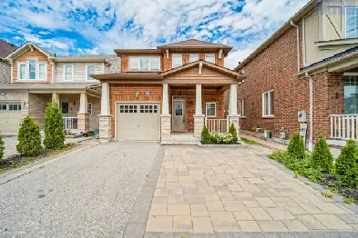 3 Bedroom detached home for rent in Duffin Heights Pickering Image# 1