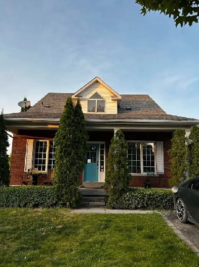 House of Rent in the Canterbury Commons, Port Perry Image# 1