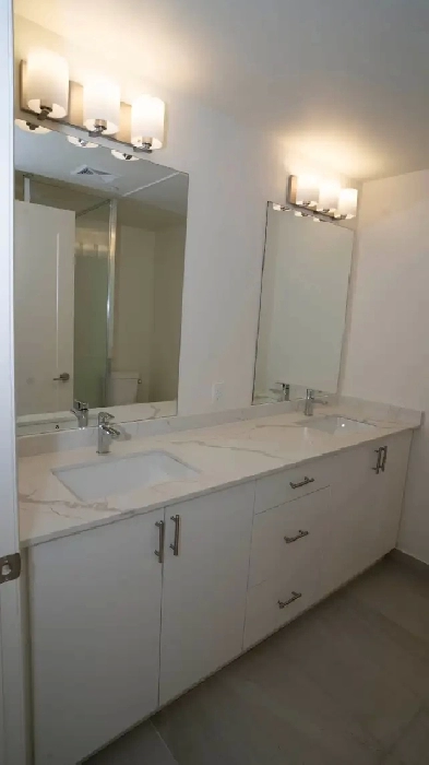 Short term furnished room vaughan Image# 1