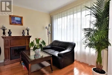 Three  Bed Rooms With 1.5 Bath House For Rent Image# 1