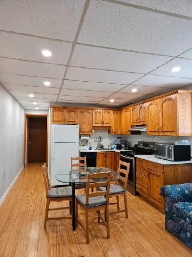 ROOM FOR RENT!! Image# 3