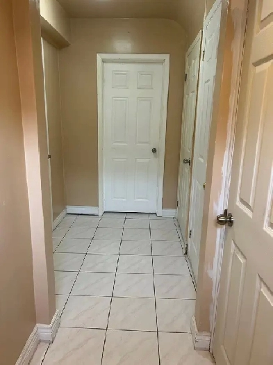2 BEDROOM APARTMENT AVAILABLE Image# 1