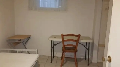 Downtown basement private room Image# 1