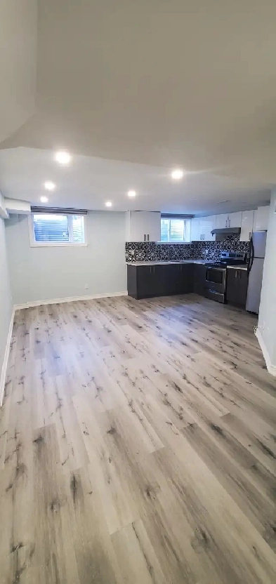 Two bed, 1 bath basement for rent Image# 4