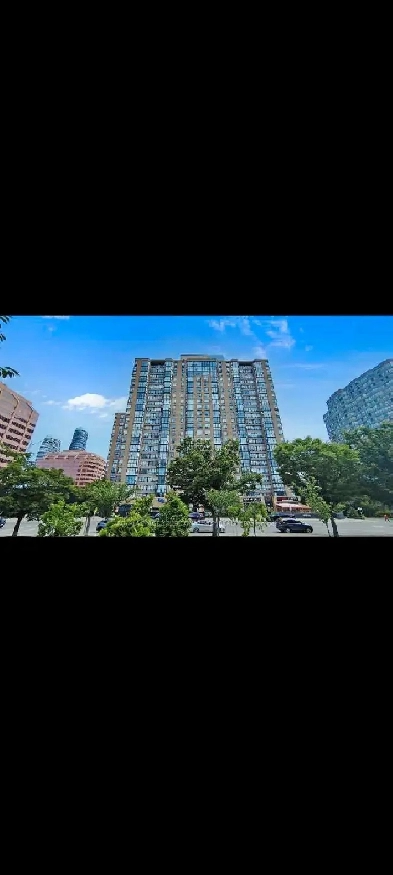 Private Room for rent in condo in Square One Mississauga Image# 4