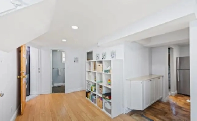 ✨ Bright, Modern Apartment by Lake Ontario Steps from Campus Image# 5