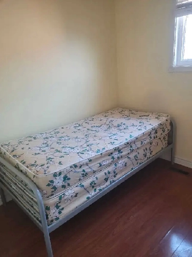Furnished private Room for boy in Brampton Image# 2