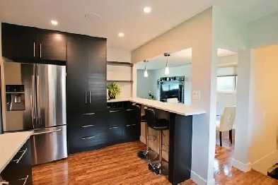executive home for rent Image# 4