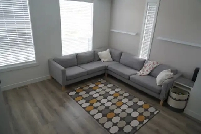Cat friendly, Sought after 3 Bed, 2.5 Bath Townhome near UBCO Image# 9