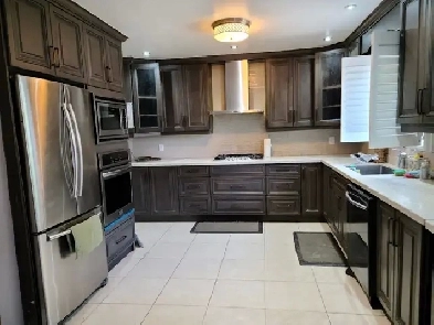 Private Room For Females Only in Mississauga from 01 August Image# 4