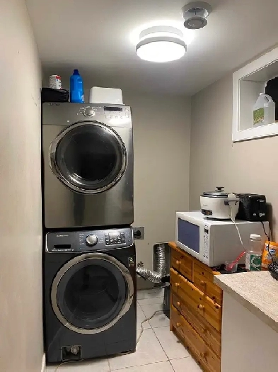 one bedroom basement suite for rent in Crestwood area Image# 6