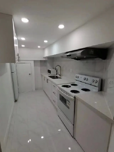 Best deal! one bedroom one bathroom rent only $888 Image# 1