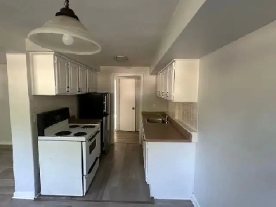2 BEDROOM APARTMENT CLOSE TO OSHAWA CENTRE Image# 4