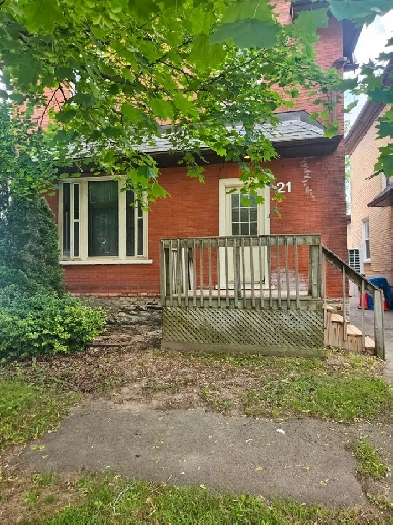 Bright 2 Unit Bedroom in Downtown Kitchener! Image# 2