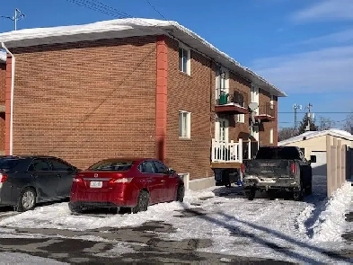 Purpose Built All Brick 6 plex Sudbury ON Image# 5