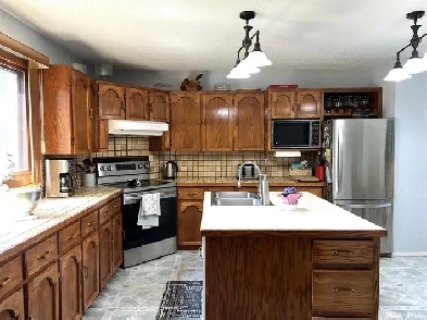 13Km East of Meadow Lake Image# 10