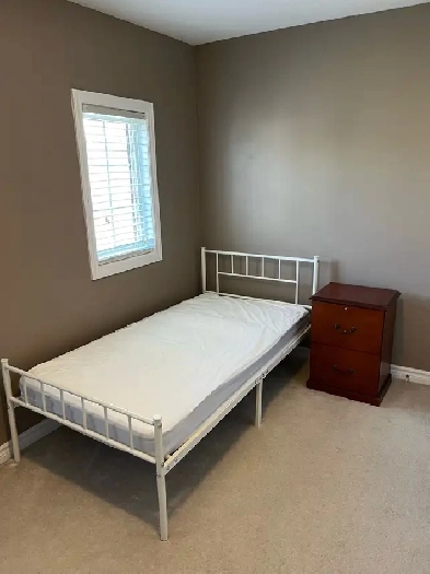 Room for UW and WLU Students Image# 8