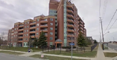 3 Bedroom Apt In Building Near Heartland Image# 1