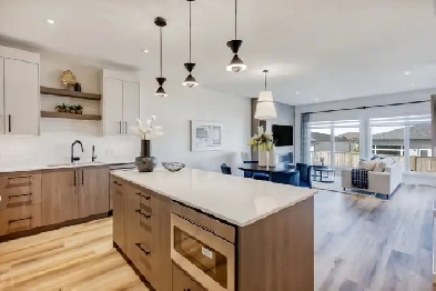 2bdrm 2bth Bungalow in Stonewall Built by Warkentin Custom Homes Image# 1